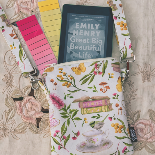 Cottagecore crossbody sleeve