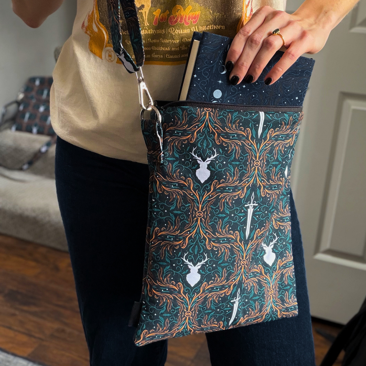 Fireheart crossbody sleeve