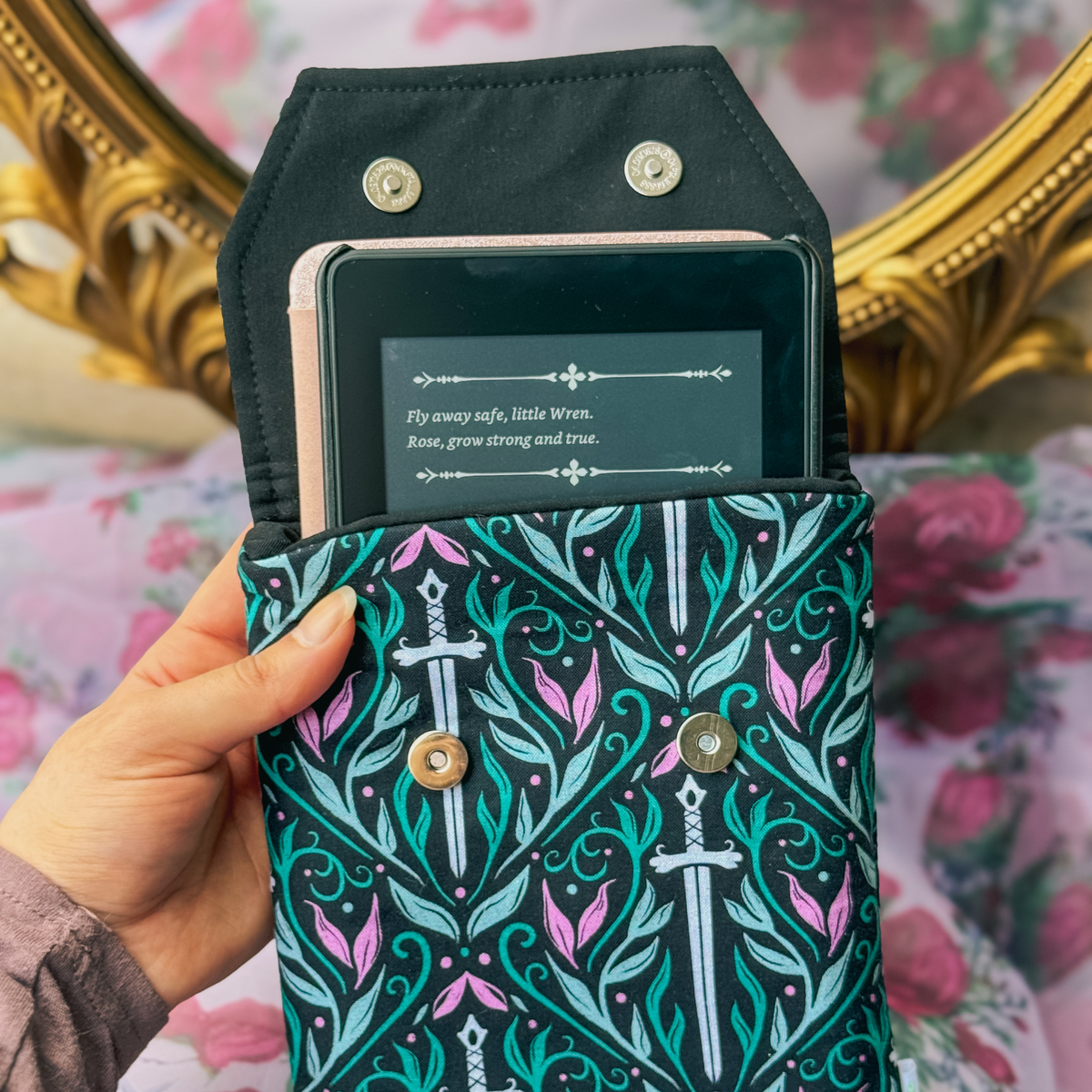 Rivals to Romance padded e-reader sleeve