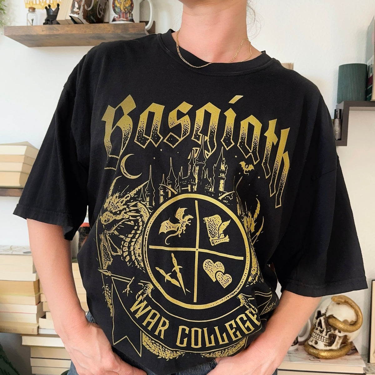Basgiath War College t-shirt — Fourth Wing